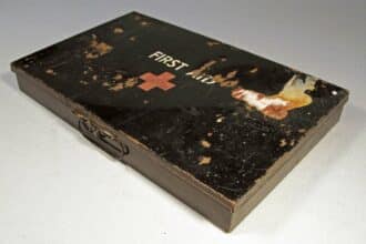 First aid kit, from the collection of the National Museum of the Royal New Zealand Navy. Crown Copyright CC-BY NC 4.0.