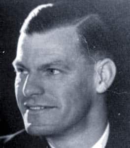 Minchall, Commander W.H., O.B.E.