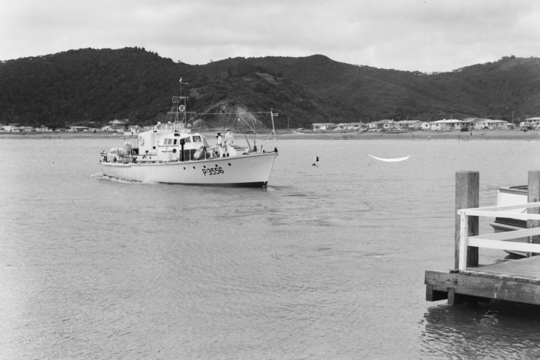 2013.70.7015 HMNZS TARAPUNGA 06-02-1963. Taken during Queens Visit, Waitangi Day 1963 HMNZS Takapu, Waitangi Day 1963