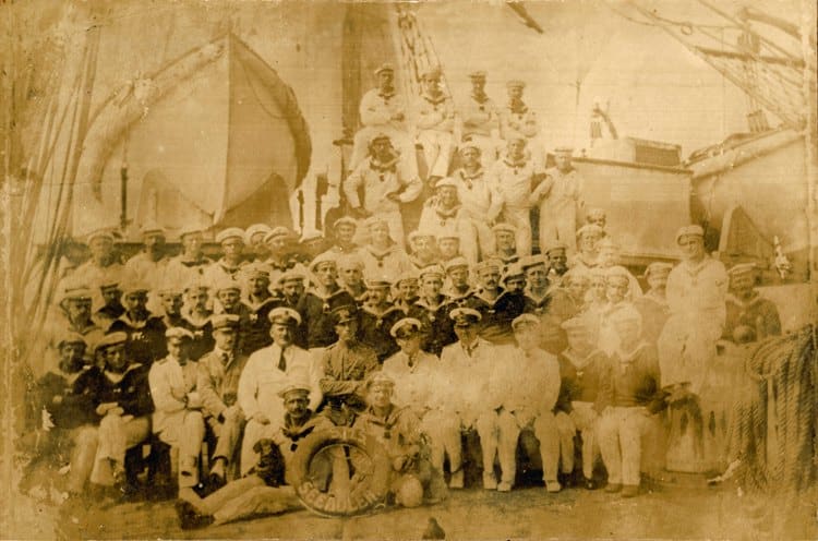 EXV 0005 Von Luckner and crew Seeadler Von Luckner and crew Seeadler