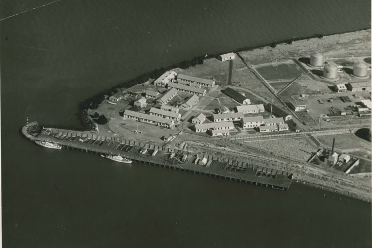 HMNZS Tasman Lyttelton 1952 HMNZS Tasman in Lyttelton Port 1952