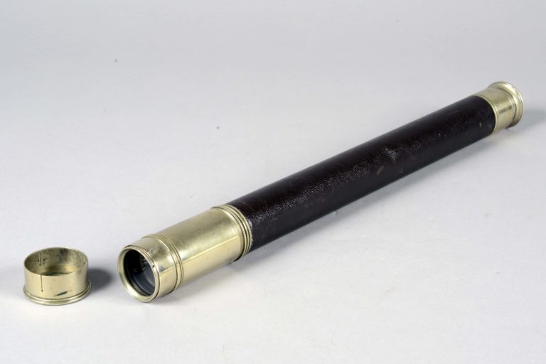 IBB-0022-Telescope-image Telescope with leather bound body belonging to Lieutenant Bruce. Engraved on the sliding bar are the words: ‘D.F.F. Bruce’. Lieutenant Bruce was the Navigation Officer on the Cable Ship Iris.