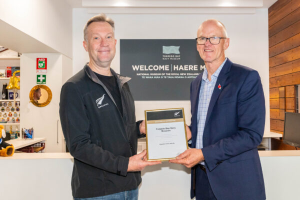 David receiving the Qualmark Gold Award in 2023.