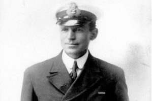 Lieutenant-Commander Frank Worsley 1917